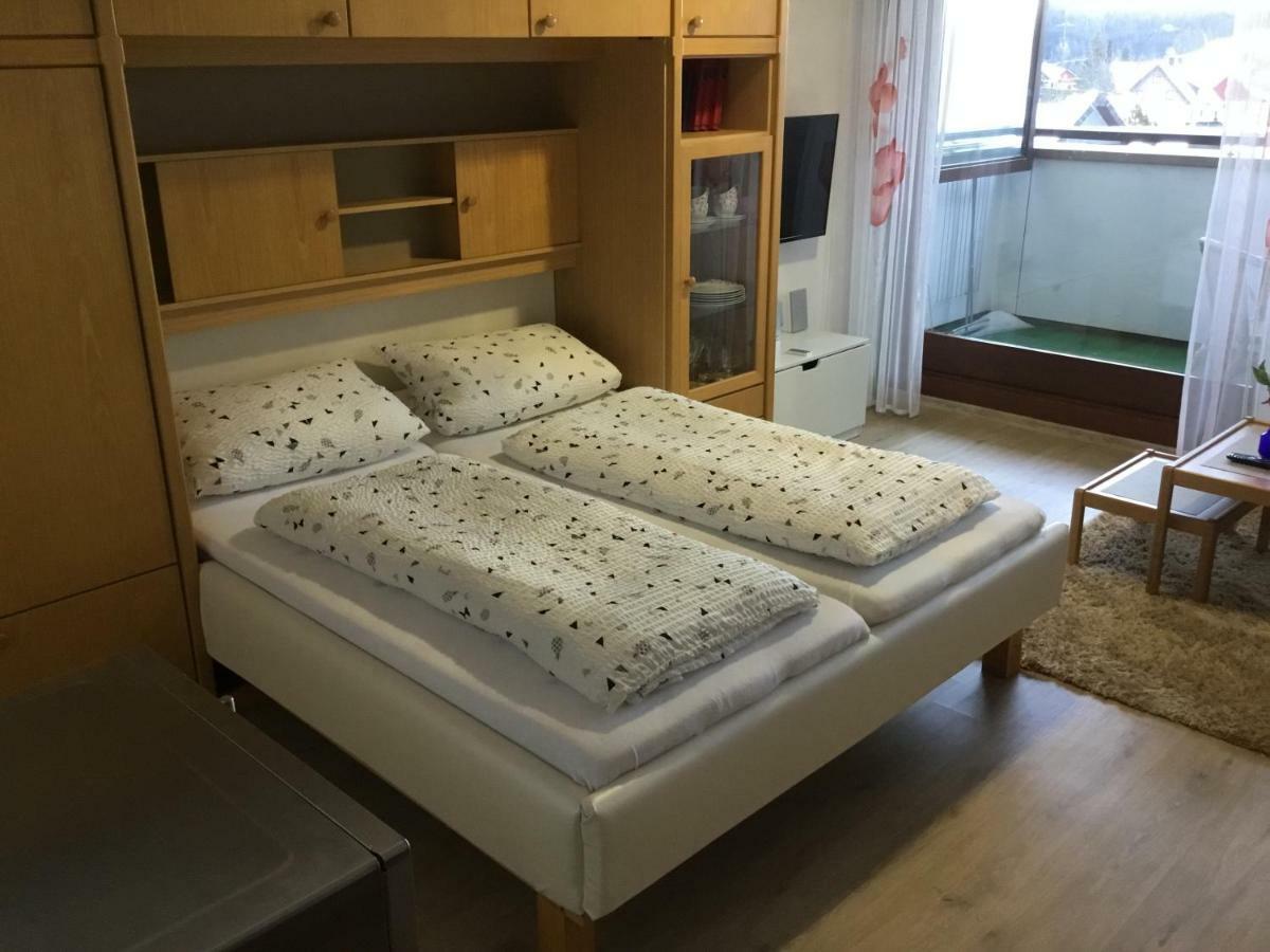 Gemuetliche 1Z Fewo In Schoenwald Mit Balkon, Schwimmbad, Sauna, Fitness מראה חיצוני תמונה